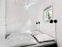 6 Person Holiday Park Home in Malling