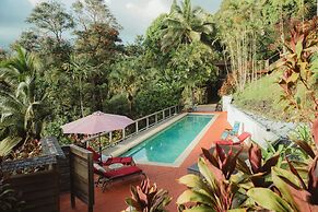 Marjorie's Kauai Inn