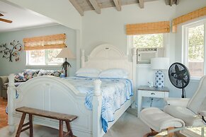 Marjorie's Kauai Inn