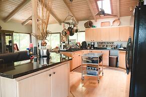 Marjorie's Kauai Inn