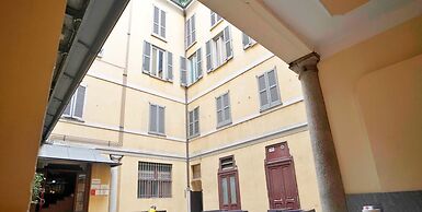 Chic & Quiet Apartment in San Babila