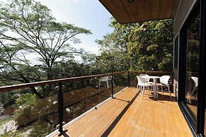 Sea View Paradise Retreat by Sea N' Rent