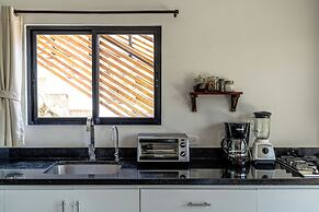 Sea View Paradise Retreat by Sea N' Rent