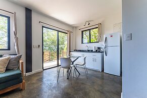 Sea View Paradise Retreat by Sea N' Rent