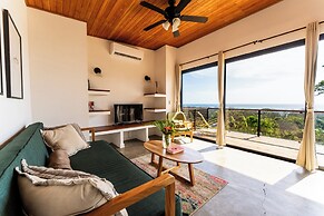 Sea View Paradise Retreat by Sea N' Rent