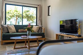 Sea View Paradise Retreat by Sea N' Rent