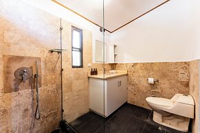 Sea View Paradise Retreat by Sea N' Rent