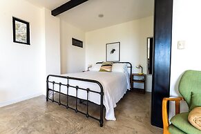 Sea View Paradise Retreat by Sea N' Rent