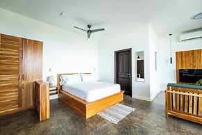 Sea View Paradise Retreat by Sea N' Rent