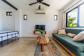 Sea View Paradise Retreat by Sea N' Rent