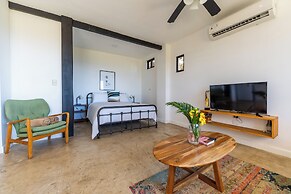 Sea View Paradise Retreat by Sea N' Rent