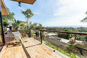 Sea View Paradise Retreat by Sea N' Rent