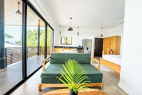 Sea View Paradise Retreat by Sea N' Rent