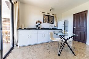 Sea View Paradise Retreat by Sea N' Rent