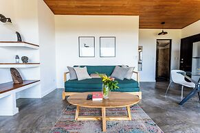 Sea View Paradise Retreat by Sea N' Rent