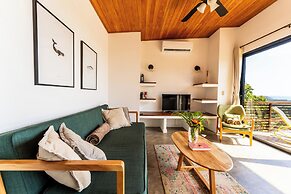 Sea View Paradise Retreat by Sea N' Rent