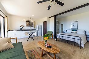 Sea View Paradise Retreat by Sea N' Rent