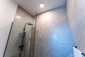 Sea View Paradise Retreat by Sea N' Rent