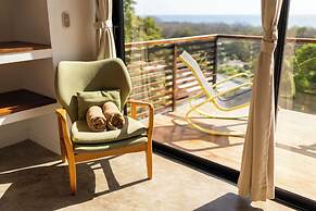 Sea View Paradise Retreat by Sea N' Rent