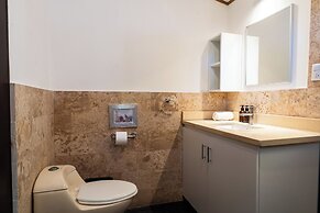 Sea View Paradise Retreat by Sea N' Rent