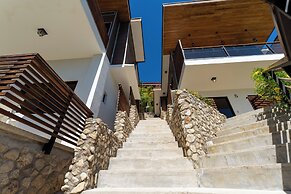 Sea View Paradise Retreat by Sea N' Rent