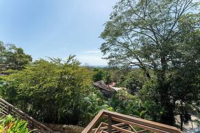 Sea View Paradise Retreat by Sea N' Rent