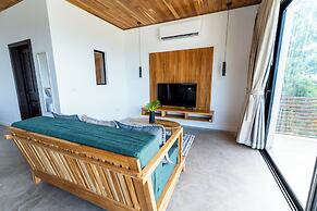 Sea View Paradise Retreat by Sea N' Rent