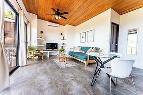 Sea View Paradise Retreat by Sea N' Rent