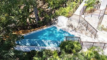 Sea View Paradise Retreat by Sea N' Rent