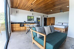 Sea View Paradise Retreat by Sea N' Rent