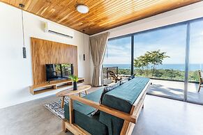 Sea View Paradise Retreat by Sea N' Rent