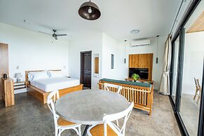 Sea View Paradise Retreat by Sea N' Rent