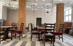 Hillside Royal Suites Katsina