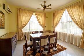 Amariah Apartments Bahari Beach