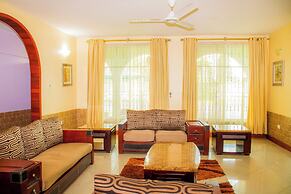 Amariah Apartments Bahari Beach