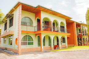 Amariah Apartments Bahari Beach