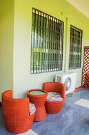 Amariah Apartments Bahari Beach