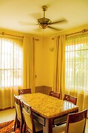Amariah Apartments Bahari Beach