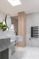 Simon Close by Onefinestay