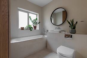 Simon Close by Onefinestay