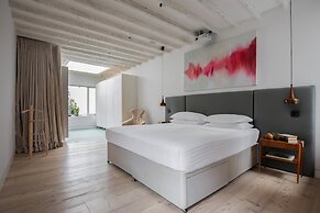 Simon Close by Onefinestay