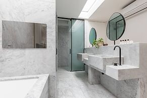 Simon Close by Onefinestay