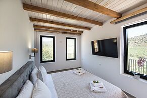 Lameriana Secret Village Collections