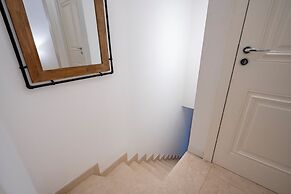 Private Luxury Suite in Bari Center