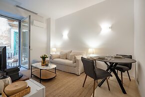 Private Luxury Suite in Bari Center