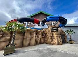 3 Bedroom Stunning Caravan Justin