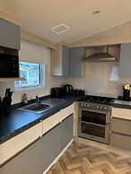 3 Bedroom Stunning Caravan Justin