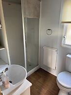 3 Bedroom Stunning Caravan Justin
