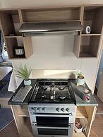 3 Bedroom Stunning Caravan Justin