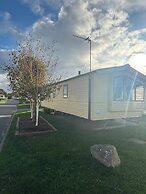 3 Bedroom Stunning Caravan Justin